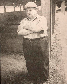 Newspaper Clipping  Carrie Raymonds Granddad, Harold Carrico, Is In The Guiness Book Of World Records For Being The Cook For The World's Largest Bbq.